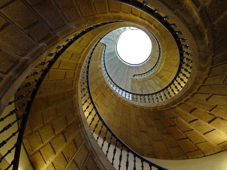 3 curiosidades sobre las escaleras de caracol