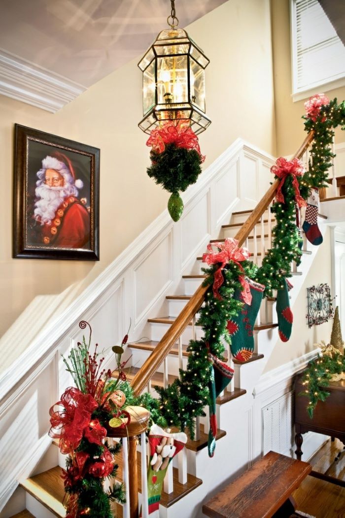 escalera clásica de Navidad